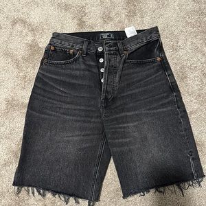 Abercrombie high rise short brand new condition never worn